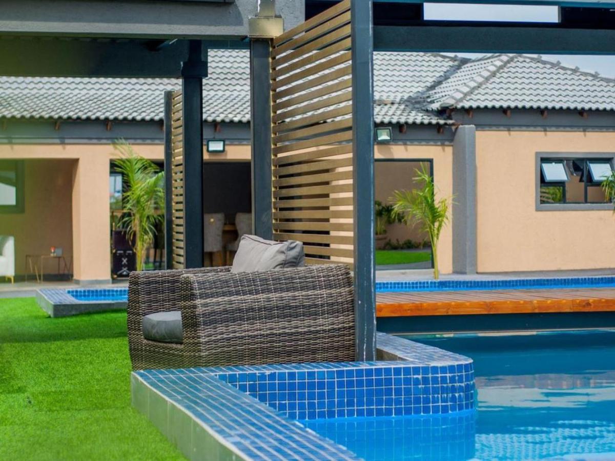 The Lux Hotel And Resorts Louis Trichardt Exterior photo